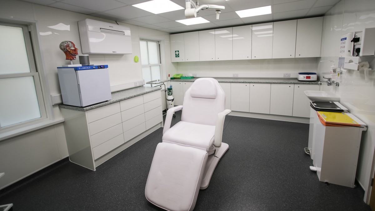your treatment room for Décolletage Rejuvenation